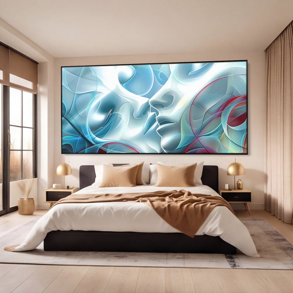 Tablou canvas cu tablou canvas cu chipuri umane contopite, in rama de aluminiu negru, pe perete intr-un dormitor